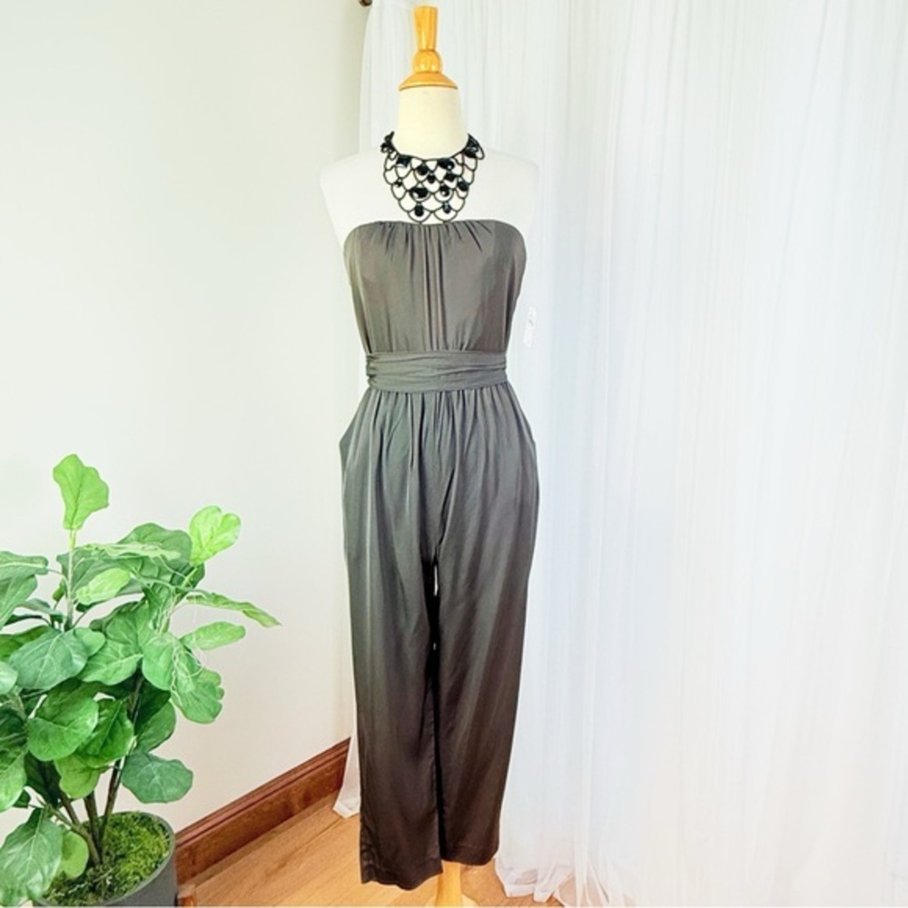 💋Anthropologie Trina Turk Strapless Jumpsuit. Size 4